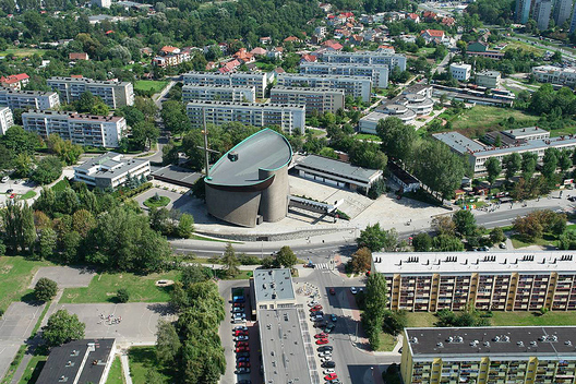 Касцёл Маці Божай Каралевы Польшчы (Каўчэг Гасподні), фота karnet.krakowculture.pl Касцёл Маці Божай Каралевы Польшчы (Каўчэг Гасподні), фота karnet.krakowculture.pl