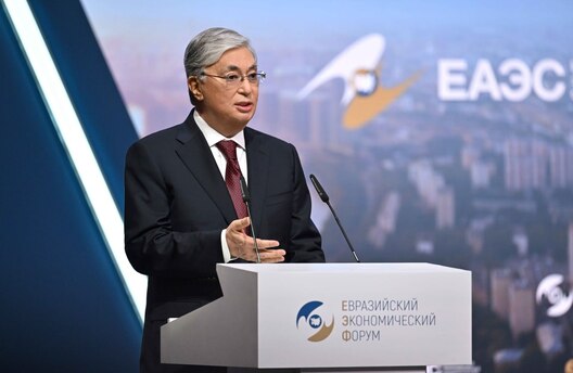 Выступ Такаева на форуме. Фота: Акорда Выступ Такаева на форуме. Фота: Акорда