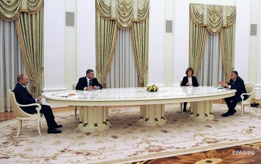 Сустрэча Пуціна з Орбанам Сустрэча Пуціна з Орбанам