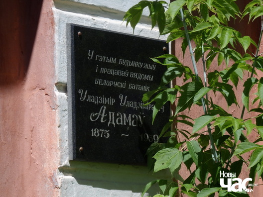 4/4 p6246063_logo.jpg