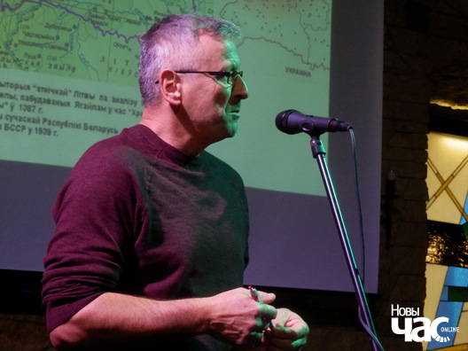 1/7 p9270669_logo.jpg