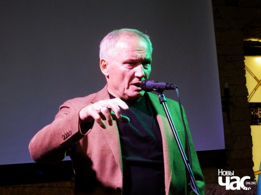 6/7 p9270697_logo.jpg