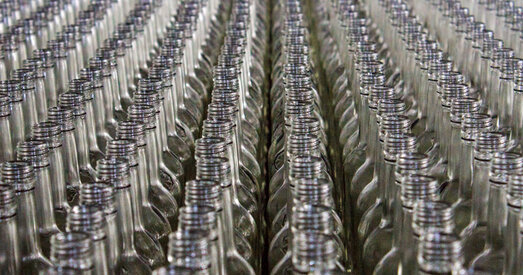 ПЭТ ці не ПЭТ. Як Лукашэнка падняў на вушы бізнес пераходам на шкляныя бутэлькі