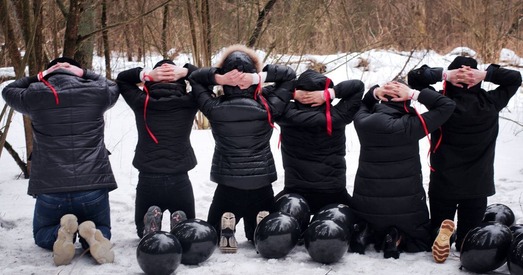 Пад Мінскам зладзілі акцыю салідарнасці з палітвязнямі