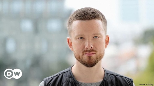 Нікалас Коналі Нікалас Коналі