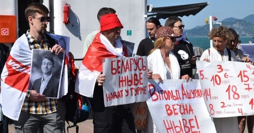 З'язджаць vs заставацца?