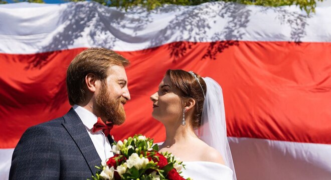 Былы палітвязень Зміцер Фурманаў ажаніўся ў Вільні (фота) Былы палітвязень Зміцер Фурманаў ажаніўся ў Вільні (фота)