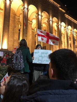 Мітынг у Тбілісі 8 сакавіка. Фота @PaperKartuli Мітынг у Тбілісі 8 сакавіка. Фота @PaperKartuli