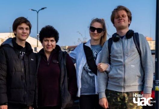 Вольга з маці і сынамі. Фота з асабістага архіву сям'і Рытус Вольга з маці і сынамі. Фота з асабістага архіву сям'і Рытус