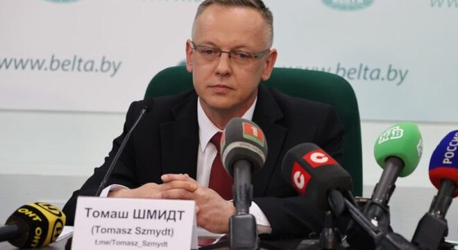 Судзьдзя Шмыт як мінімум некалькі гадоў быў у кантакце зь беларускімі і расейскімі службамі, якія дз Судзьдзя Шмыт некалькі гадоў быў у кантакце зь беларускімі і расейскімі службамі, якія дзейнічаюць на тэрыторыі Польшчы