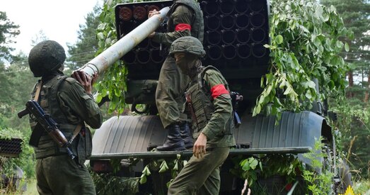 Для чаго Беларусь сцягвала войскі да мяжы з Украінай?