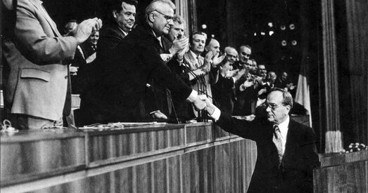 Прэзідэнт УНР перадаў паўнамоцтвы прэзідэнту Ўкраіны ў 1992 годзе. Калі падобнае ў Беларусі?