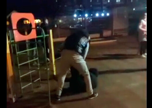 Скрыншот з відэа затрымання 11 лістапада Скрыншот з відэа затрымання 11 лістапада