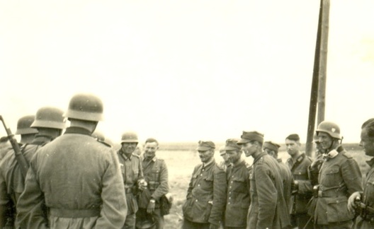 Жаўнеры КАП пасля капітуляцыі Жаўнеры КАП пасля капітуляцыі