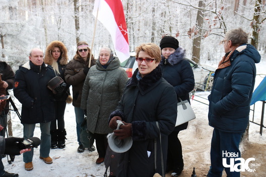 13/24 pomnik_zhyznieuskamu_2018_liava_24_logo.jpg