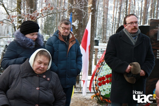 23/24 pomnik_zhyznieuskamu_2018_liava_33_logo.jpg
