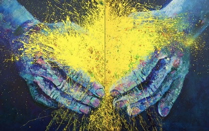 2/3 pracy_u_mezah_vystavy__make_art__not_war___2015_hod_2.jpg