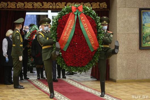 Вянок ад Лукашэнкі Вянок ад Лукашэнкі