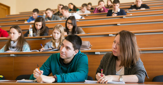 У беларускіх універсітэтах недабралі 7 тысяч студэнтаў