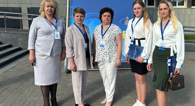 Галоўрэды раённых газет пішуць дзікунскія калонкі. Журналісты пачыталі іх за вас Галоўрэды раённых газет пішуць дзікунскія калонкі. Журналісты пачыталі іх за вас