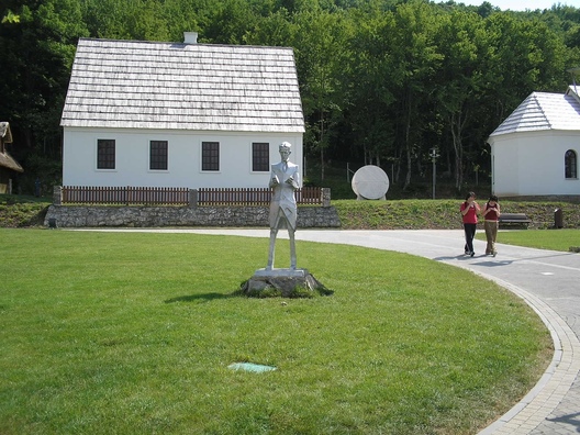 Дом, дзе нарадзіўся Нікола Тэсла (цяпер музей). Фота: wikipedia.org Дом, дзе нарадзіўся Нікола Тэсла (цяпер музей). Фота: wikipedia.org