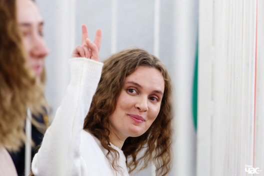 sud_anreeva_czulcova._fota_dzmitryja_dzmitryeva__9__logo_1_2.jpg sud_anreeva_czulcova._fota_dzmitryja_dzmitryeva__9__logo_1_2.jpg