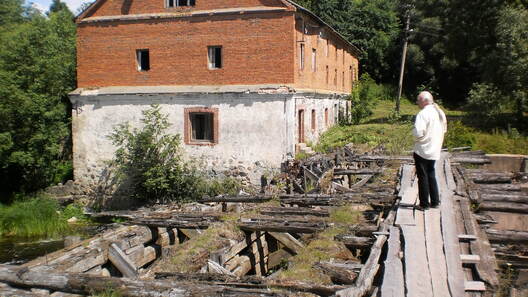Руіны млына на р. Мнюта  Руіны млына на р. Мнюта 