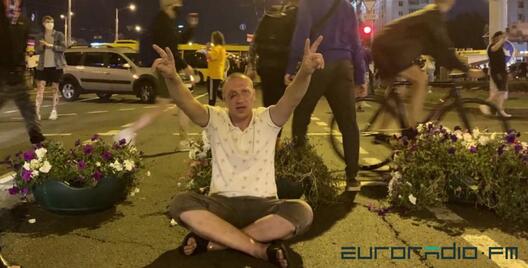 tarajk_1012.jpg tarajk_1012.jpg