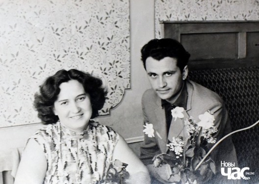 Падчас працы ў выдавецтве з літаратаркай Лідай Арабей (1958(9)г.) Падчас працы ў выдавецтве з літаратаркай Лідай Арабей (1958(9)г.)