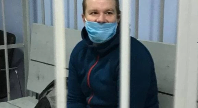 Блогер Vadimati, якога судзяць за абразу дзяржаўнага сцяга і прэзідэнта, адмовіўся даваць паказанні Блогер Vadimati, якога судзяць за абразу дзяржаўнага сцяга і прэзідэнта, адмовіўся даваць паказанні