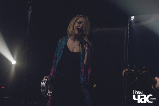 4/13 vivienne_mort__pavel_aksinovicz____17__logo.jpg