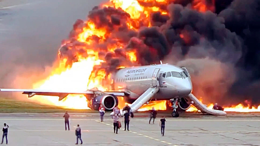 Авіякатастрофа Sukhoi Superjet 100 у Шарамеццева Авіякатастрофа Sukhoi Superjet 100 у Шарамеццева