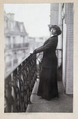 yp0162373_portrait_of_sidonie_gabrielle_colette_known_as_colette_on_her_balcony_1910_1912.jpg yp0162373_portrait_of_sidonie_gabrielle_colette_known_as_colette_on_her_balcony_1910_1912.jpg