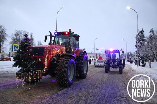 2/6 zapalvanne_svjatocznaj_jalinki_u_horkah._fota_horackaha_vesnika_2.jpg