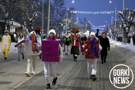 3/6 zapalvanne_svjatocznaj_jalinki_u_horkah._fota_horackaha_vesnika_3.jpg