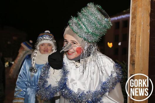 4/6 zapalvanne_svjatocznaj_jalinki_u_horkah._fota_horackaha_vesnika_4.jpg