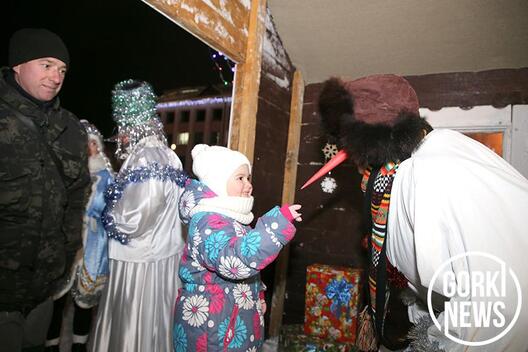 5/6 zapalvanne_svjatocznaj_jalinki_u_horkah._fota_horackaha_vesnika_5.jpg