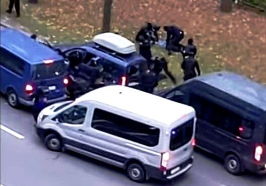 zatrymanne_kiroucy.jpg zatrymanne_kiroucy.jpg