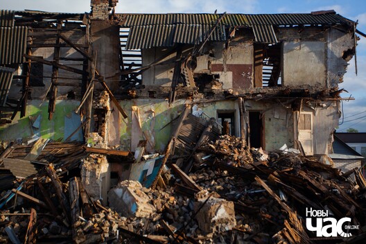 8/8 zrujnavany_budynak_na_padolnaj_48__8__logo.jpg