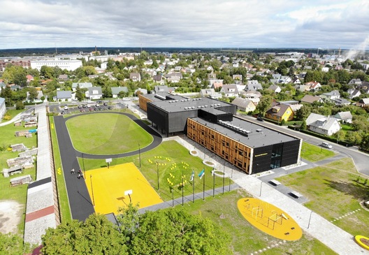 3/3 zvyczajnaja_szkola_na_vyspe_saarema._fota__karisma_architekid_1.jpg