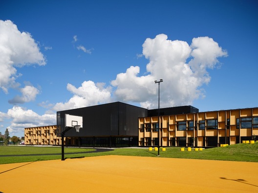 2/3 zvyczajnaja_szkola_na_vyspe_saarema._fota__karisma_architekid_2.jpg