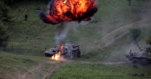 NАТО: Расія можа ўварвацца ва Украіну пад прыкрыццём гуманітарнай аперацыі