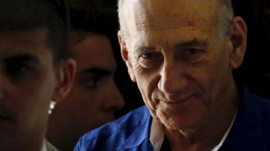 151229084258_ehud_olmert_624x351_reuters_nocredit.jpg 151229084258_ehud_olmert_624x351_reuters_nocredit.jpg