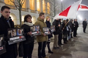 20121116_1_action_wawa.jpg 20121116_1_action_wawa.jpg