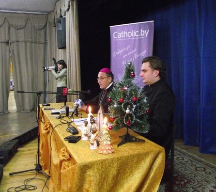 2012_12_21press_conf.jpg 2012_12_21press_conf.jpg