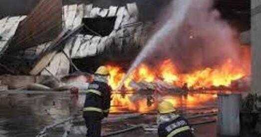 В'етнамцы ў знак пратэсту паляць кітайскія заводы