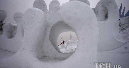 Фантастычныя замкі і скульптуры з лёду з&#039;явіліся ў Харбіне