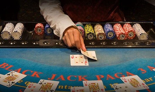 casino.jpg casino.jpg