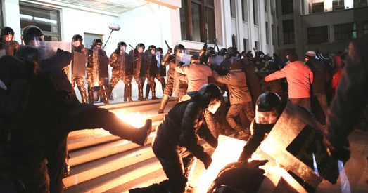 Удзельнікам масоўкі фільма «Авель» забаранілі крычаць «Жыве Беларусь!», дазволілі «Что-то не так!»