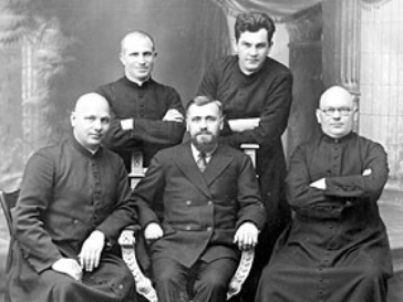 get_img_11_1.jpg get_img_11_1.jpg